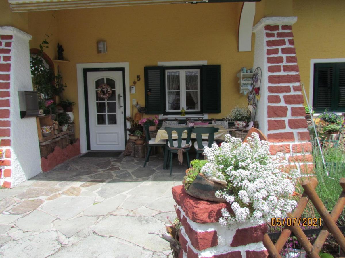 Haus Victoria Appartement Sankt Gilgen Buitenkant foto