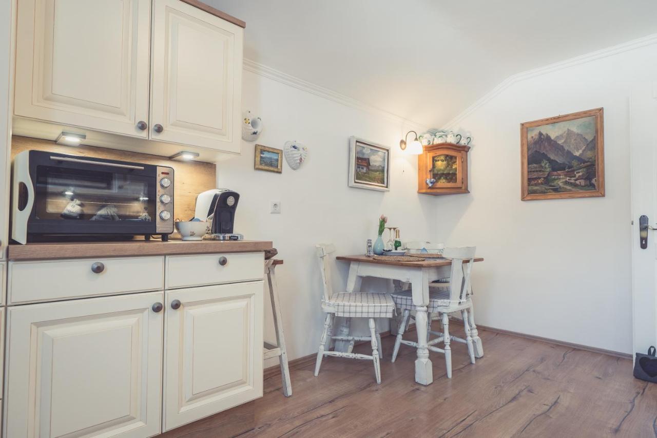Haus Victoria Appartement Sankt Gilgen Buitenkant foto