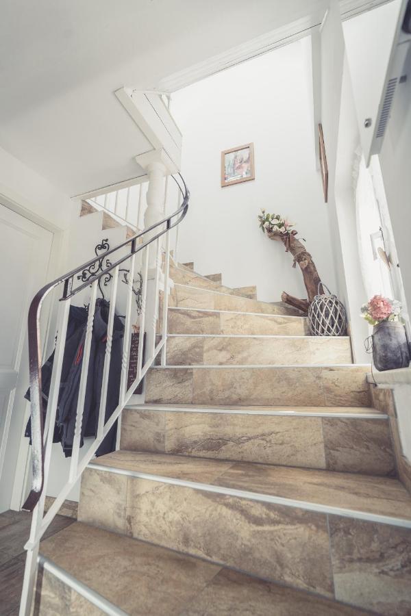 Haus Victoria Appartement Sankt Gilgen Buitenkant foto